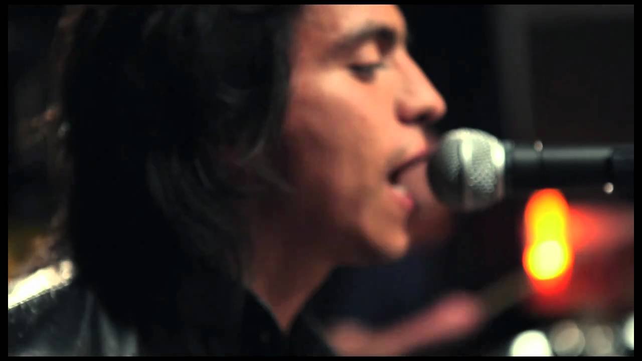 Nicolás Santos - Invisible