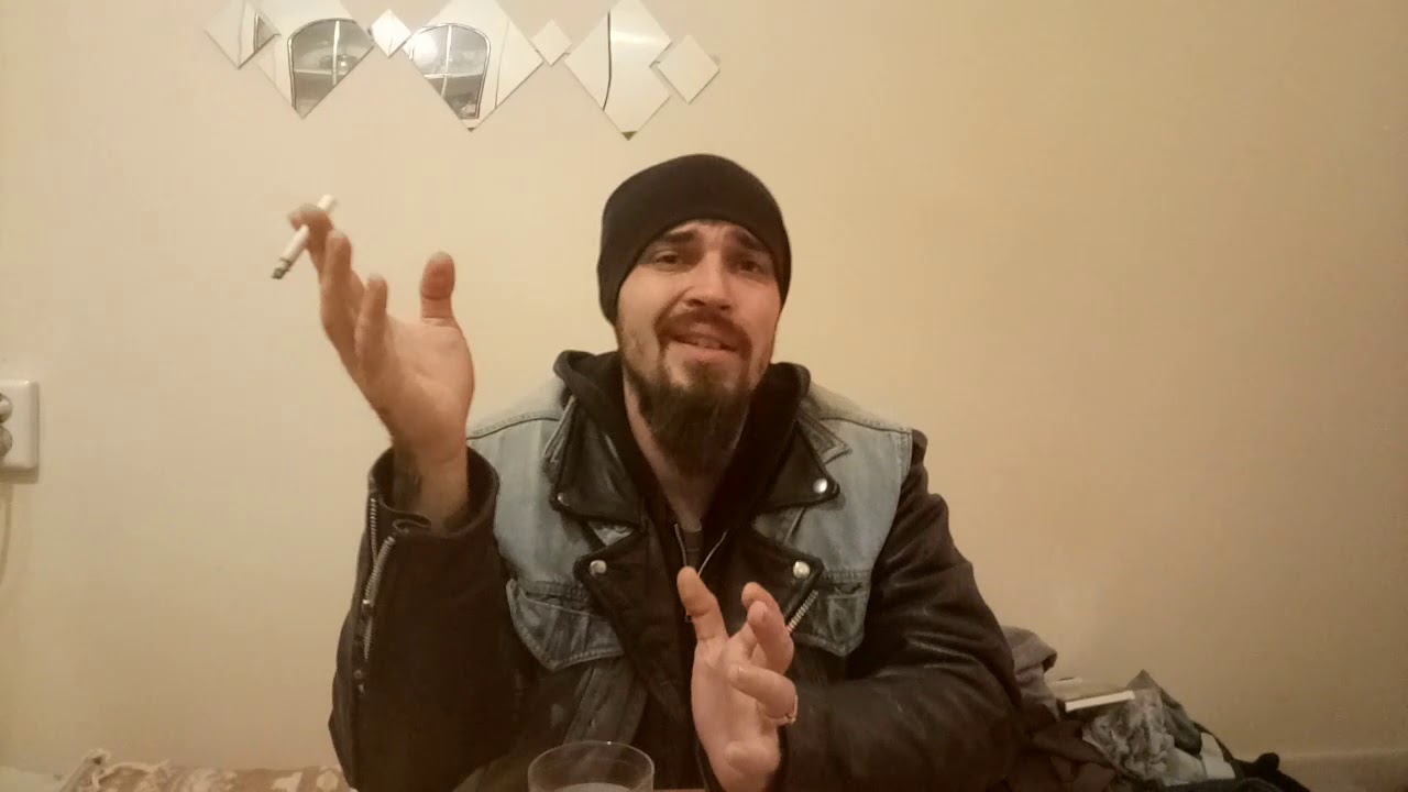 Чужой против клубов