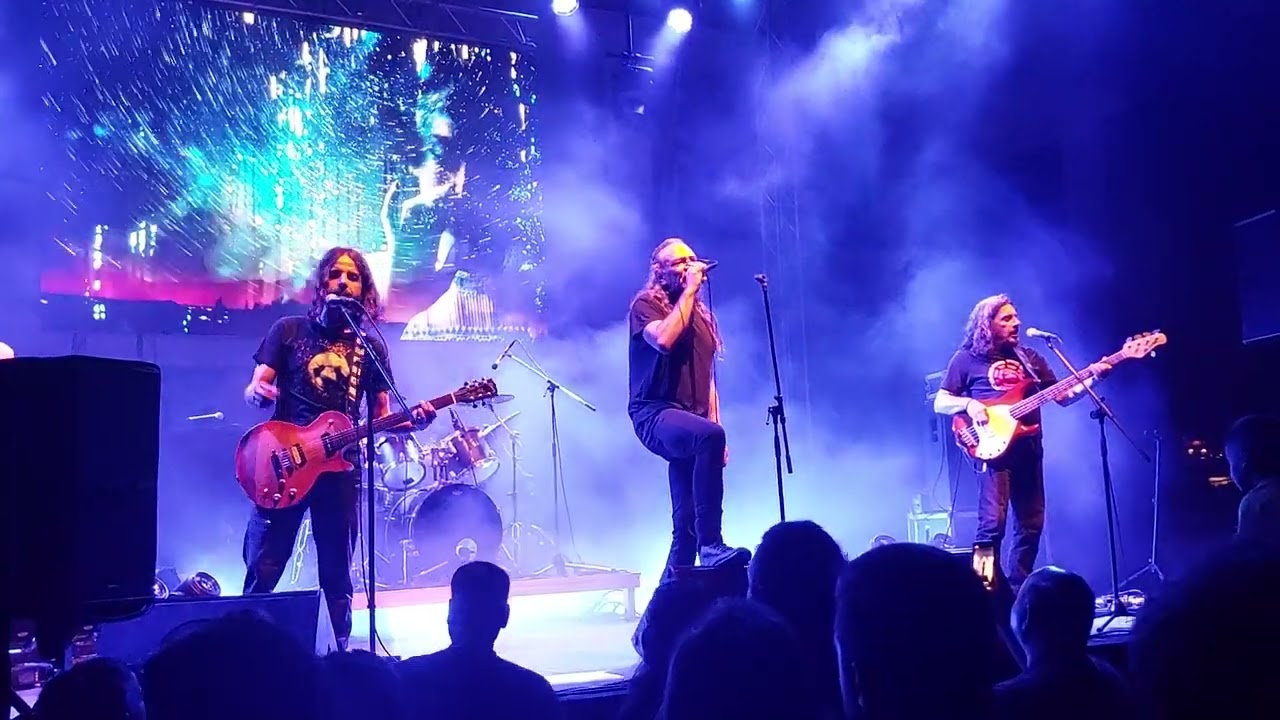 Magic de Spell - Όταν Νυχτώνει (Κάτι Νύχτες Σαββάτου) (Live @ Σπήλι, Ρέθυμνο 11/8/2023)