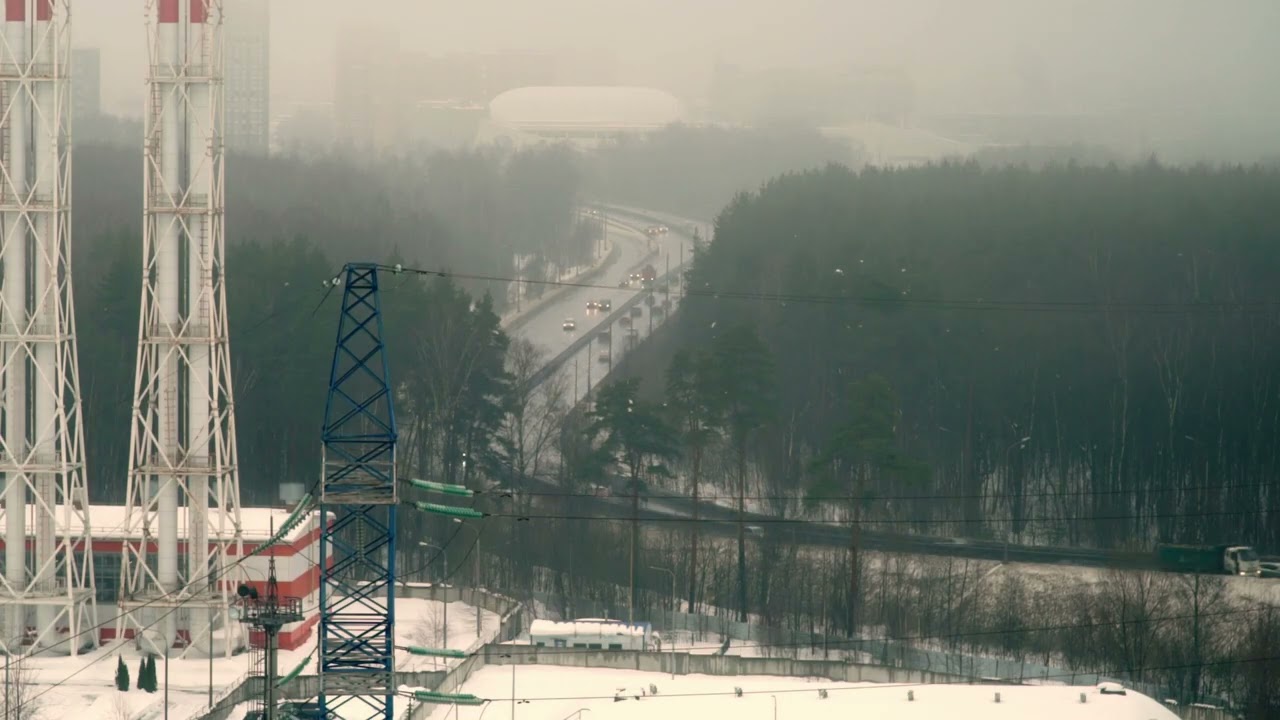 Туман над дорогой — Москва, снег, машины | Фон