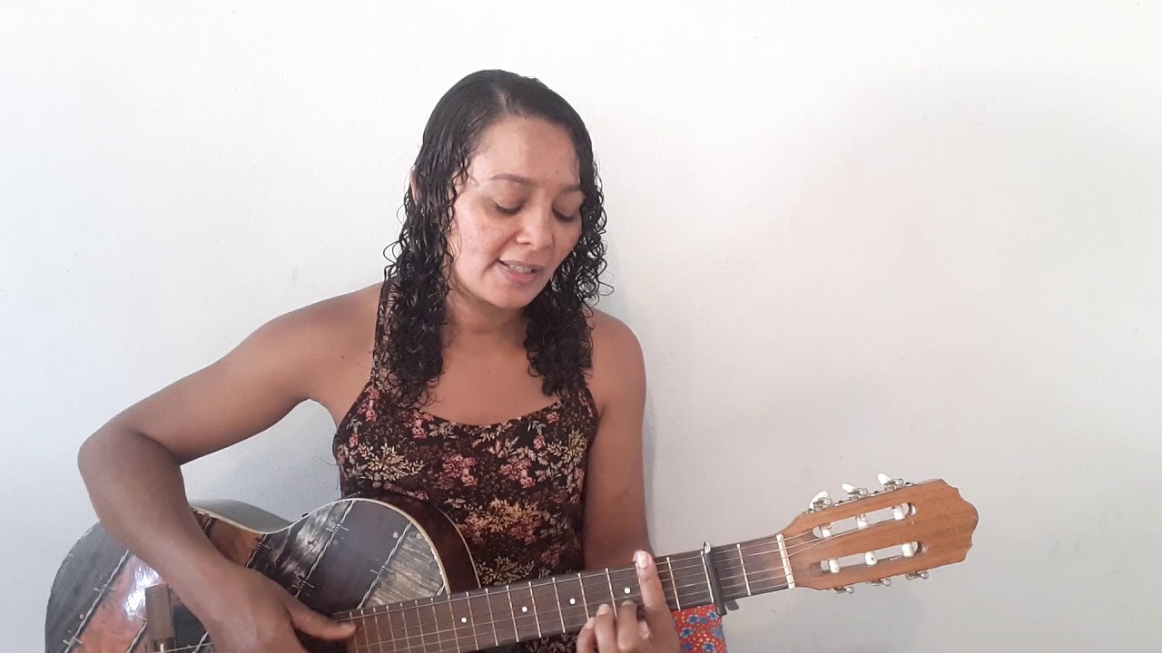 Cantai ao Senhor  Deus um canto novo manifestai os seus prodígios entre os povos