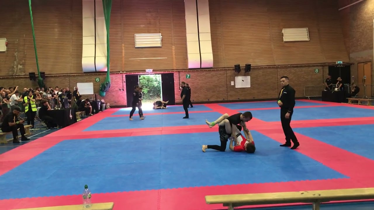 Bournemouth Open June 2022 - -61.5Kg NoGi White Belt - Match 1/2