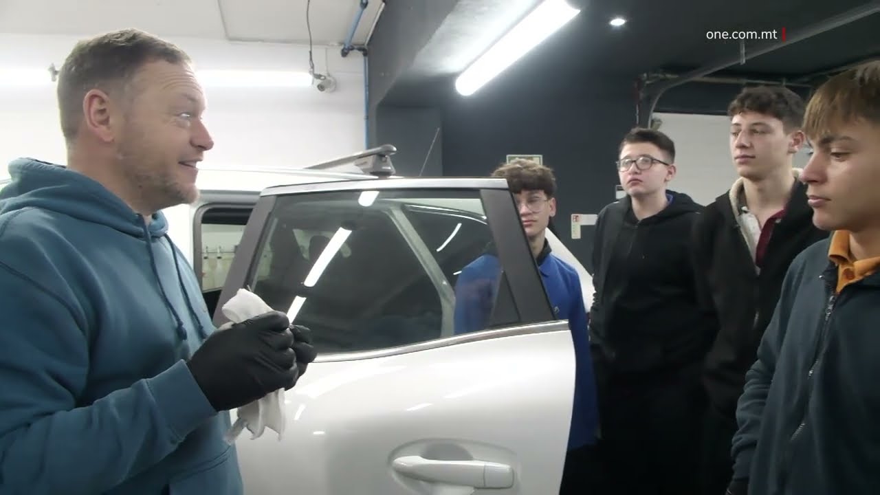 KORS SPEĊJALIZZAT FID-DETAILING