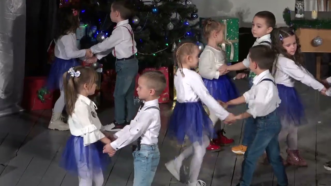 Novogodisnja priredba PU ''Dragica Lalović'', vrtić ''Izvorčić'', decembar 2023.