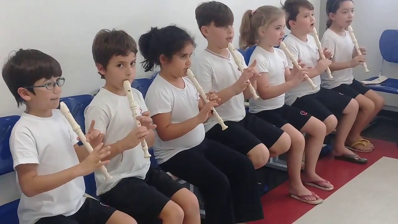 Aula de Música: O que as flautas e as mamães têm em comum?