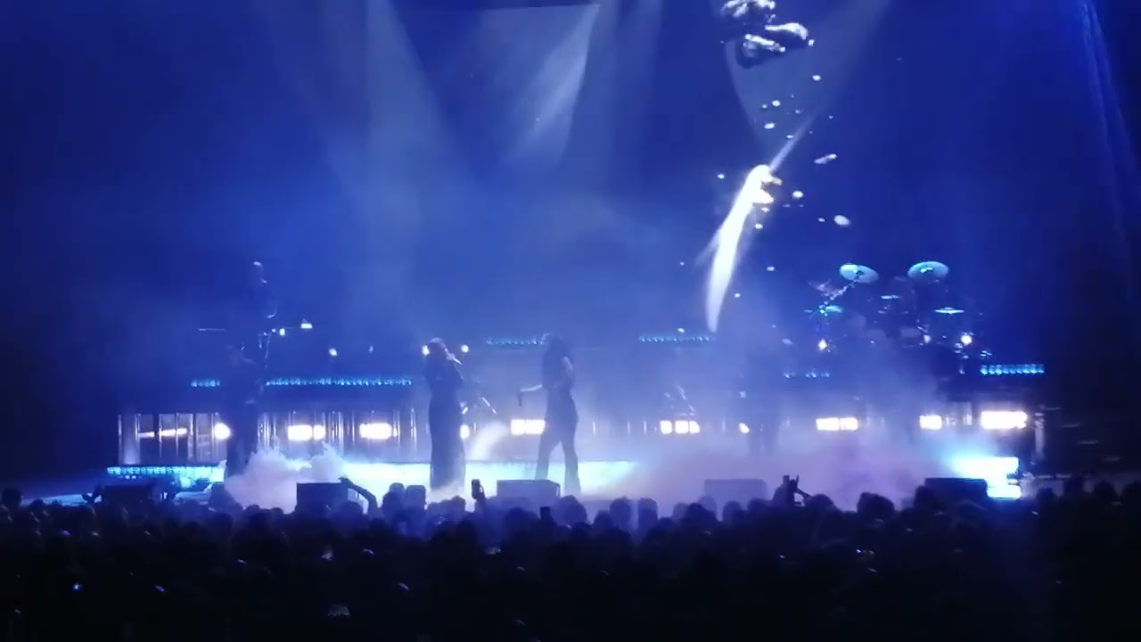 Epica - Sirens Of Blood and Water ft. Charlotte Wessels | Live Paris, France 25.01.2026