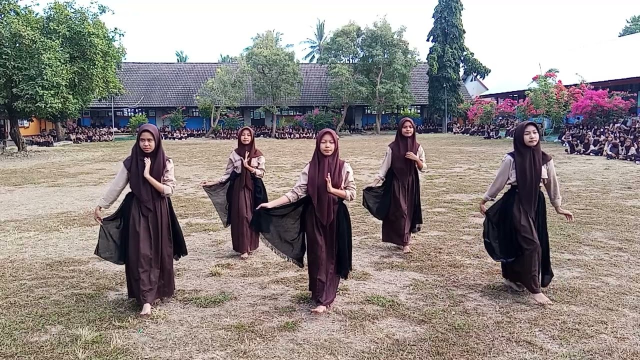 SABTU BUDAYA SMPN 1 UTAN TARIAN SAMAWA