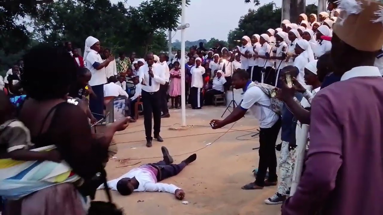 Kilombo Kwikama ( Fête de la musique à KELEKELE jour 3).