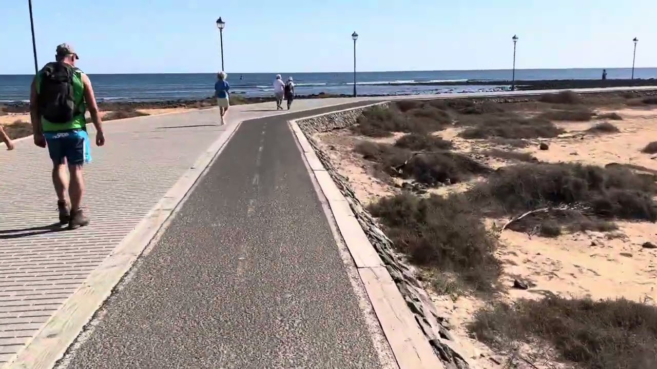 Renting push bikes and ride along In Caleta De Fuste fuerteventura