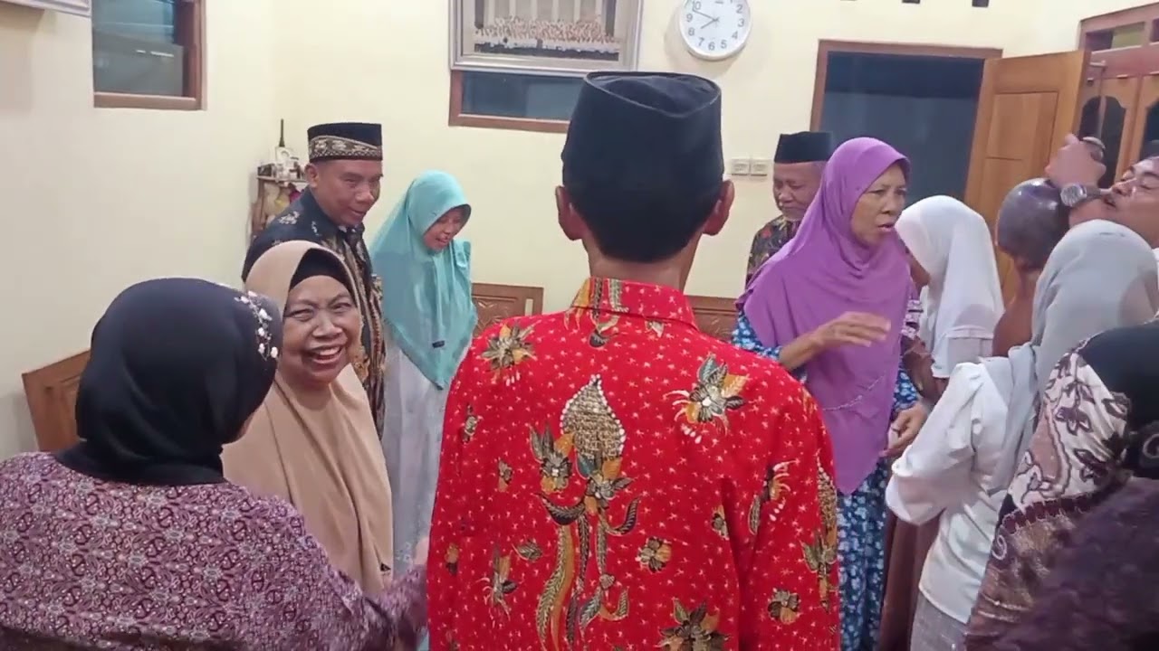 Tradisi Jawa Tumplak Punjen