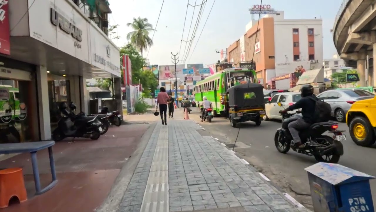 Kochi Walking Tour 🇮🇳 | Street Walk | India Walking Tour | Kerala India 4K 60 FPS 