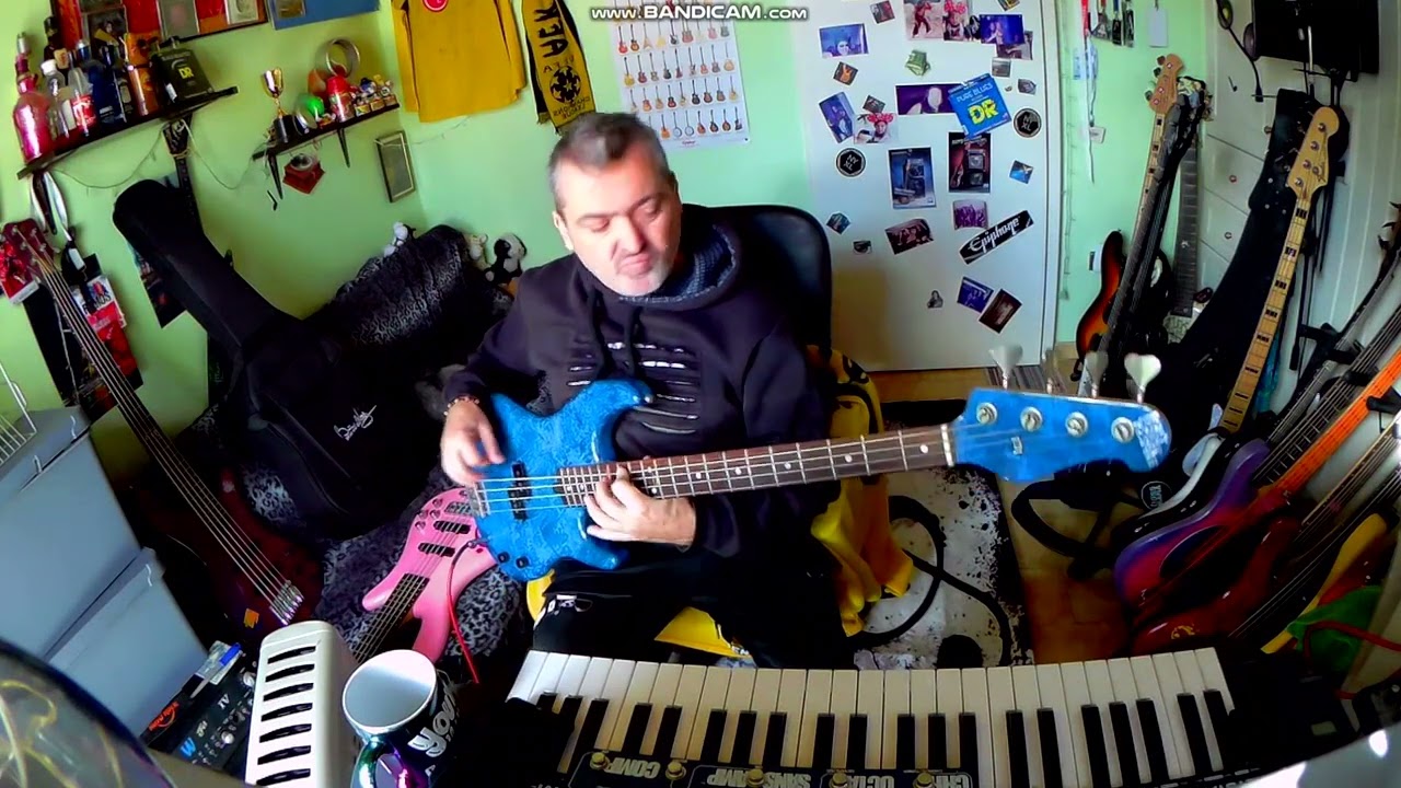 Yngwie Malmsteen- Heaven tonight (bass cover)