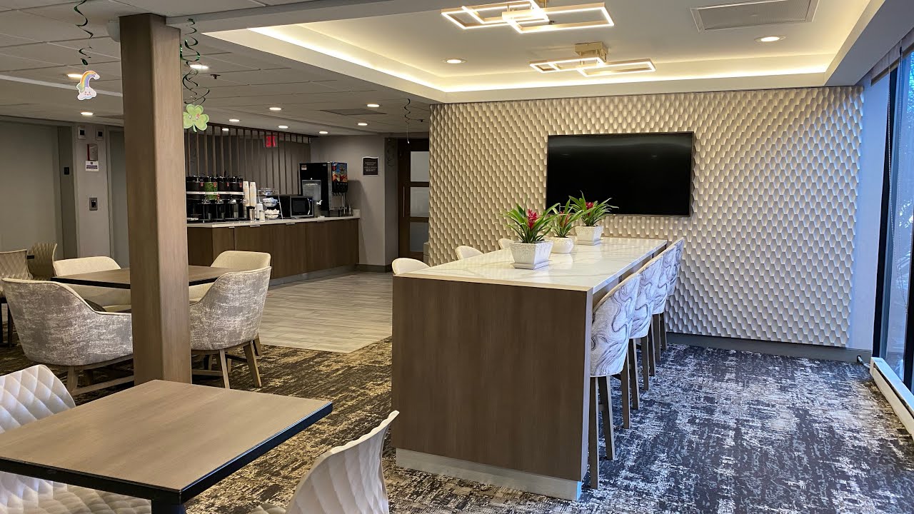 Sure Stay Plus by Best Western Chicago/Lombard   King-Bed