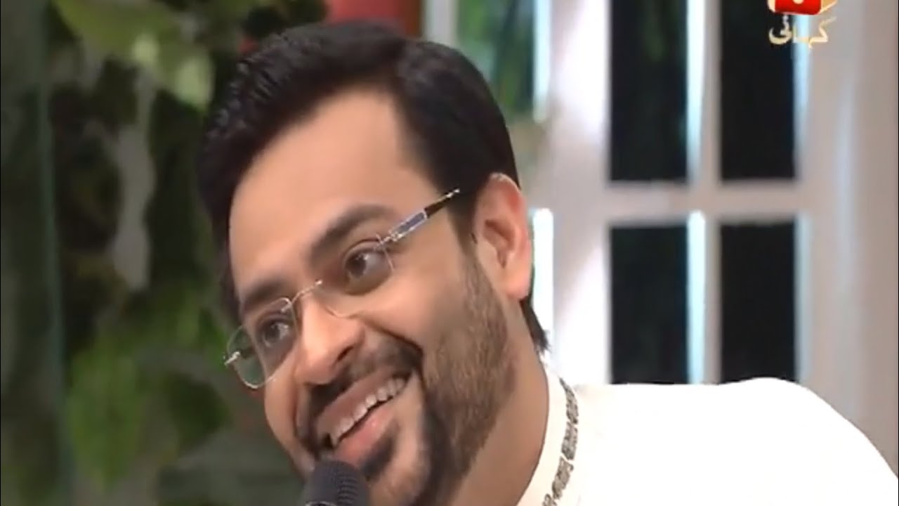 Aamir liaquat performing Subh E Pakistan OST LIVE