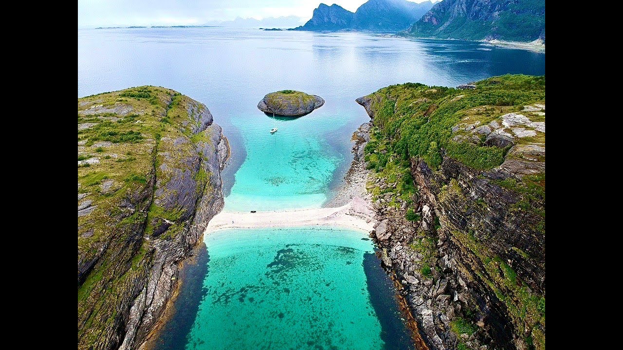 Sailing the amazing Norwegian coastline. Bergen - Lofoten.