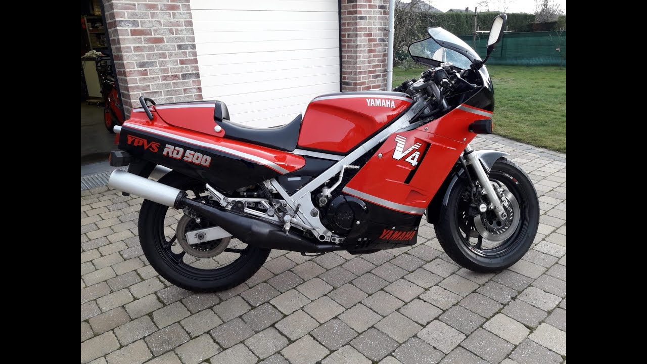 Test riding a Yamaha RD500LC