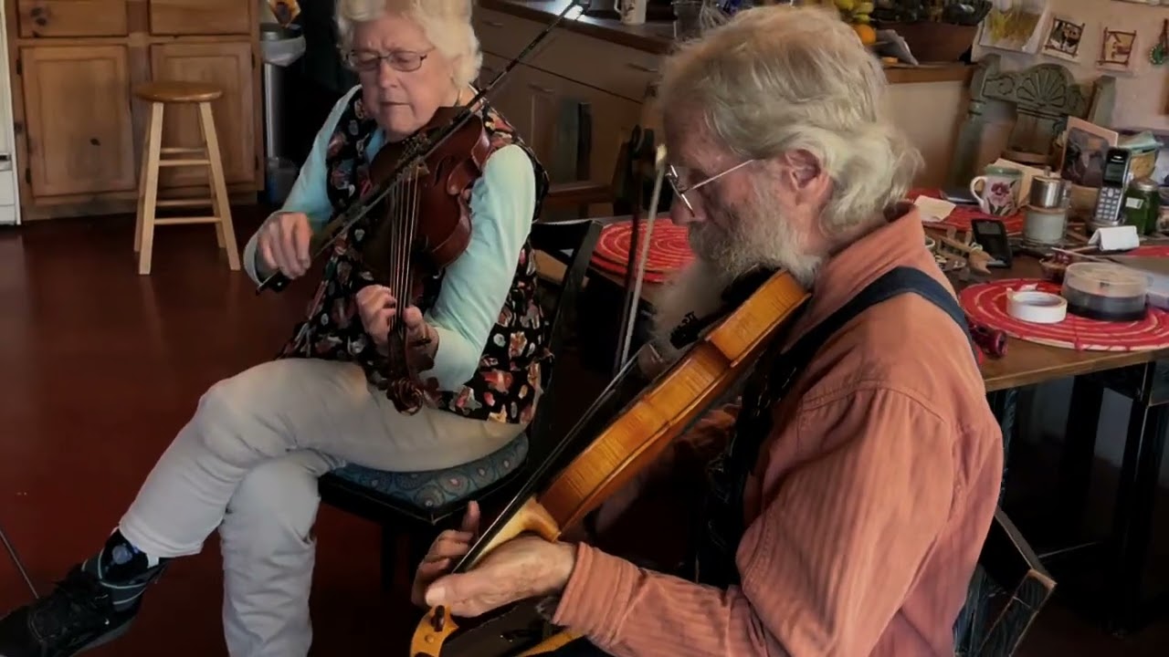 Ken Keppeler + Jeanie McLerie (Bayou Seco): La Indita Vieja