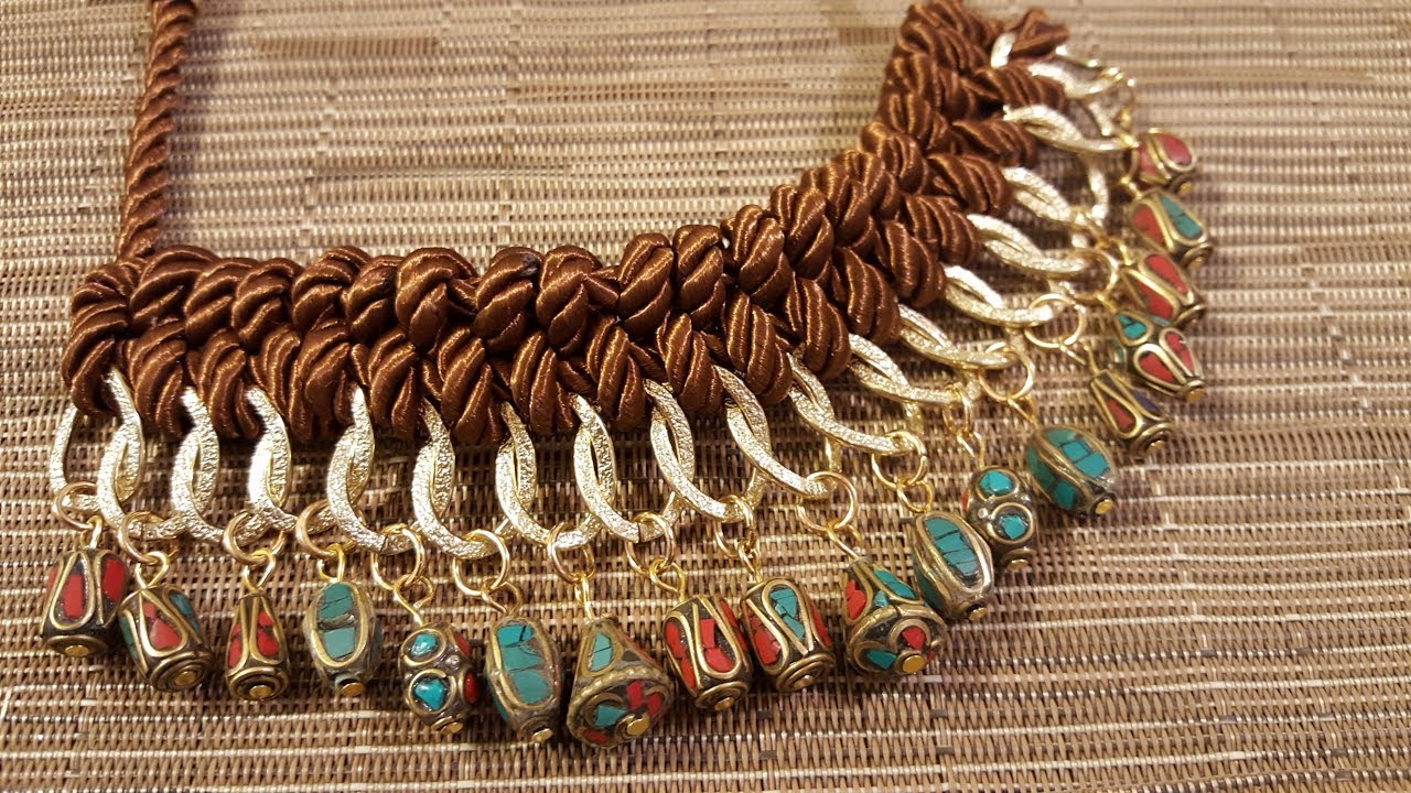 collar tejido y con cuentas estilo tibetano que me envio la tienda beebeecraft
