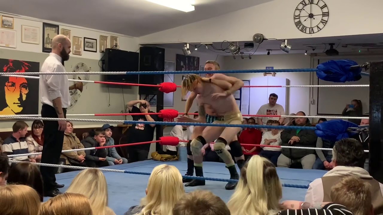 PWL - British Tradition Wrestling - Chris Royals vs Danny Gold - 6 x 5 Minute Rounds