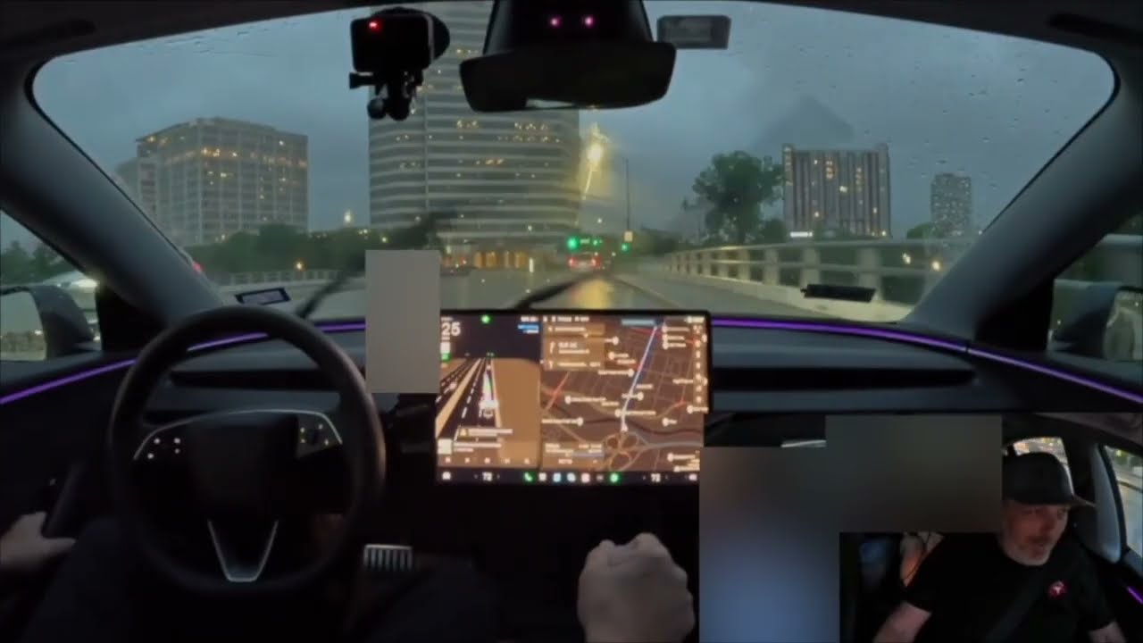 Tesla FSD 14.2.2.5. Норвежская семья и семья из Нью-Джерси в Хьюстоне впервые познакомились с FSD.