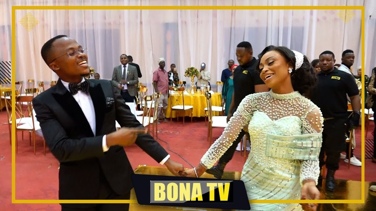UTAPENDA! HASHEEM IBWE NA MKEWE HUSNA WALIVYOINGIA KWA MBWEMBWE UKUMBINI