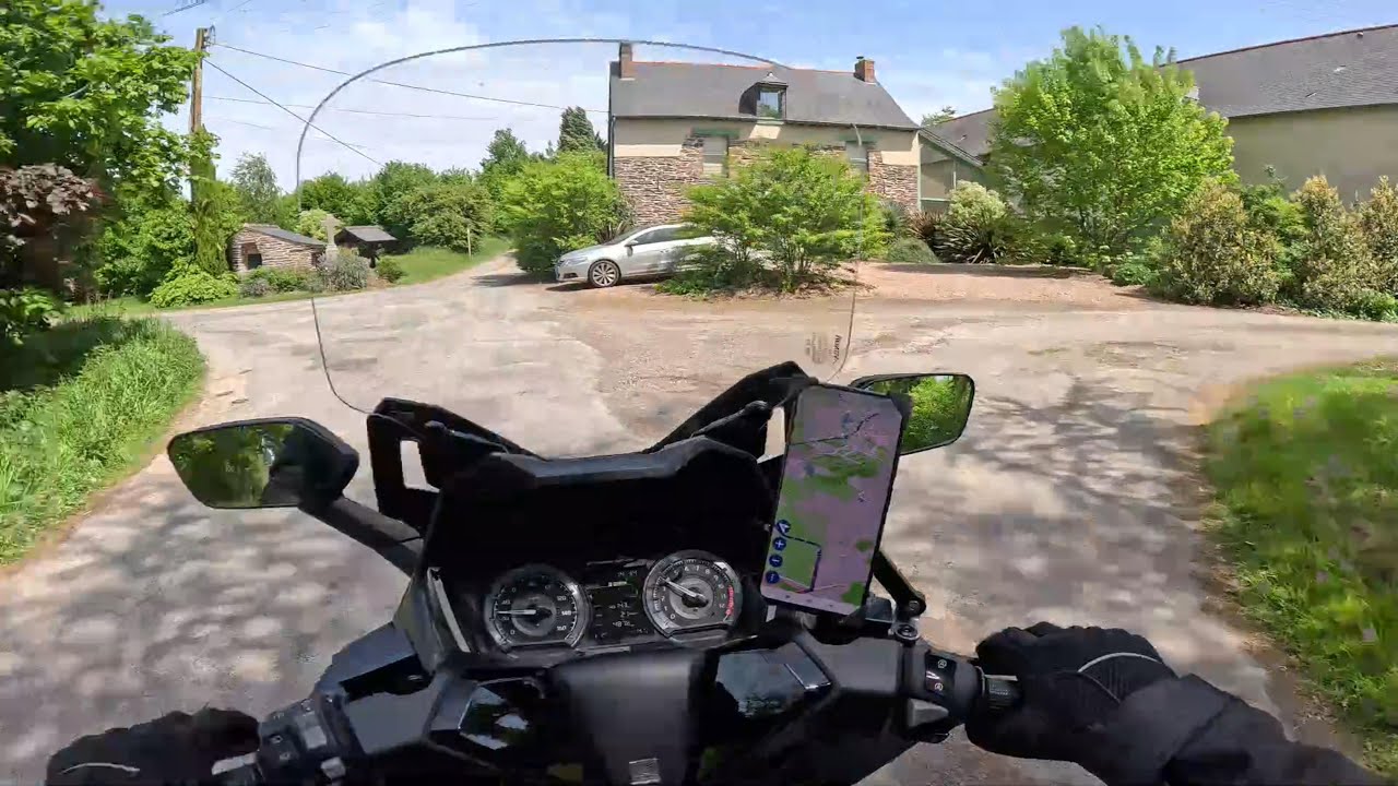 Road trip Forza 125 Ep. 05 + Rando Bourg-Des-Comptes
