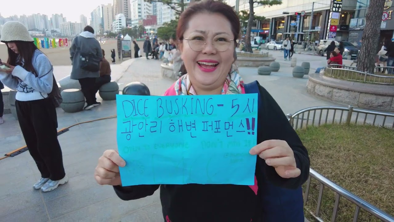 30 min before concert/DICE(다이스)from Thailand/First debut stage in Korea/태국아이돌스타/다이스 /부산 광안리 공연 30분 전
