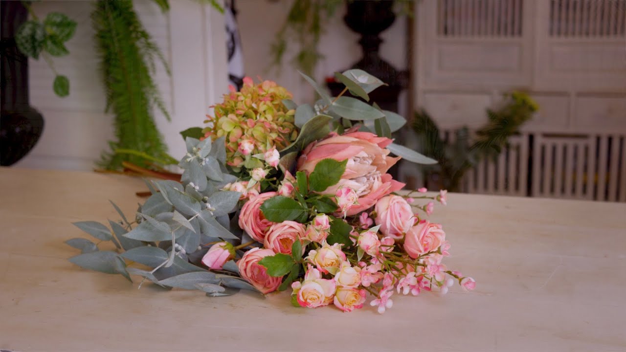 A guide to Wedding Flowers and Bouquets | Episode 1: Protea & Wax-flower Bouquet