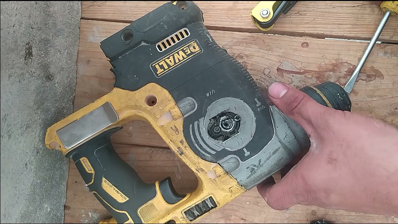 Reparación  taladro DEWALT DCH273 