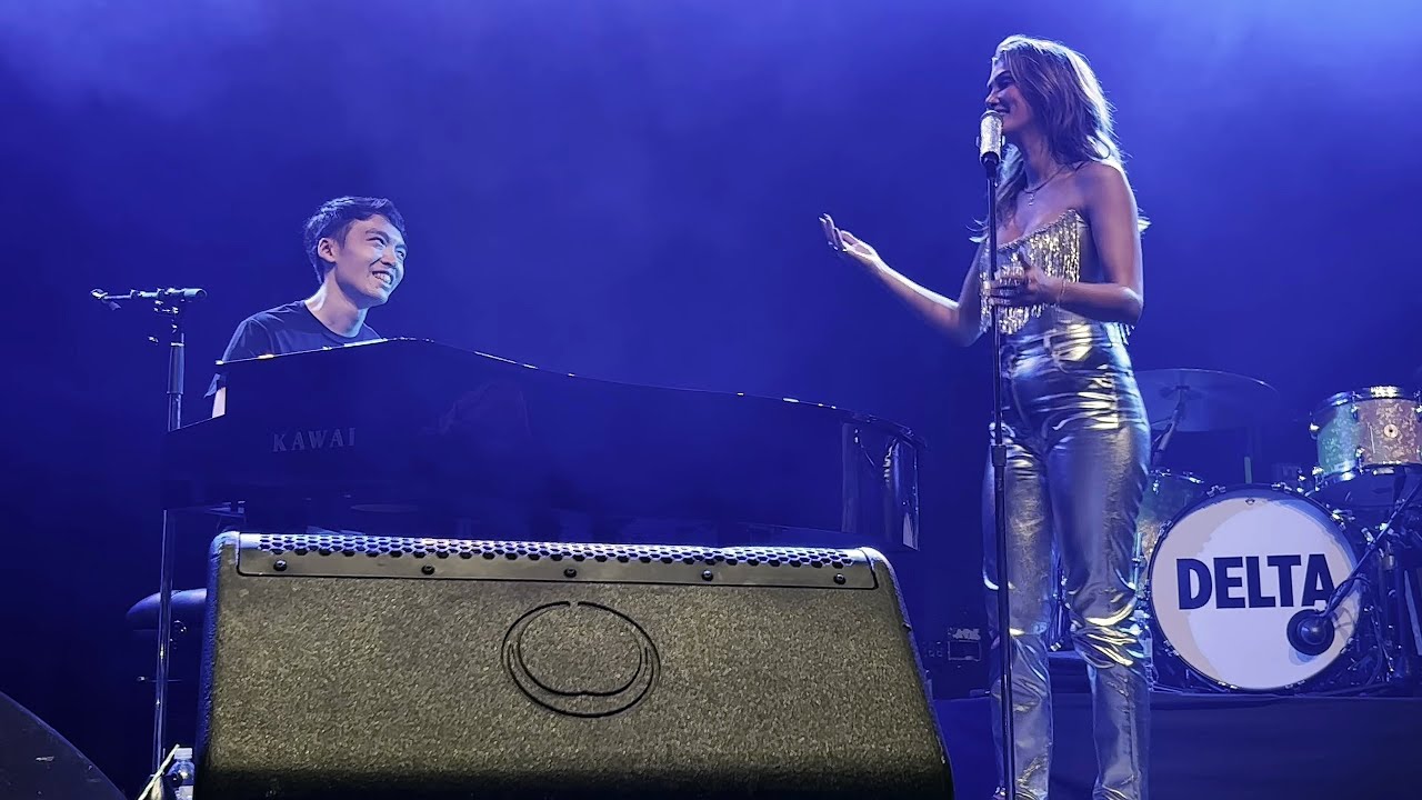 Delta Goodrem - Will You Fall For Me (Hearts On The Run Tour - Manchester)