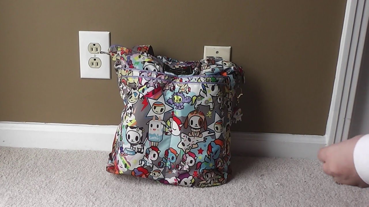 What's in my toddler's big sister hospital Bag?