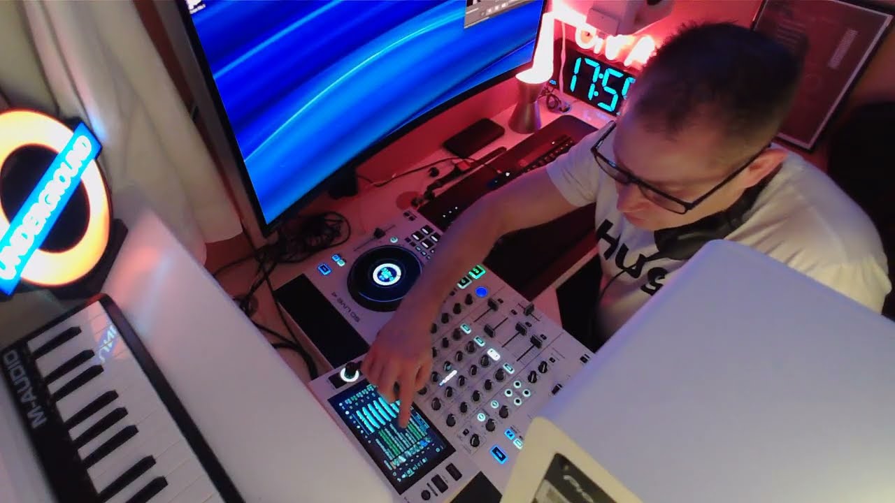 Just Good Vibes Sessions #23 - Undeground Garage House
