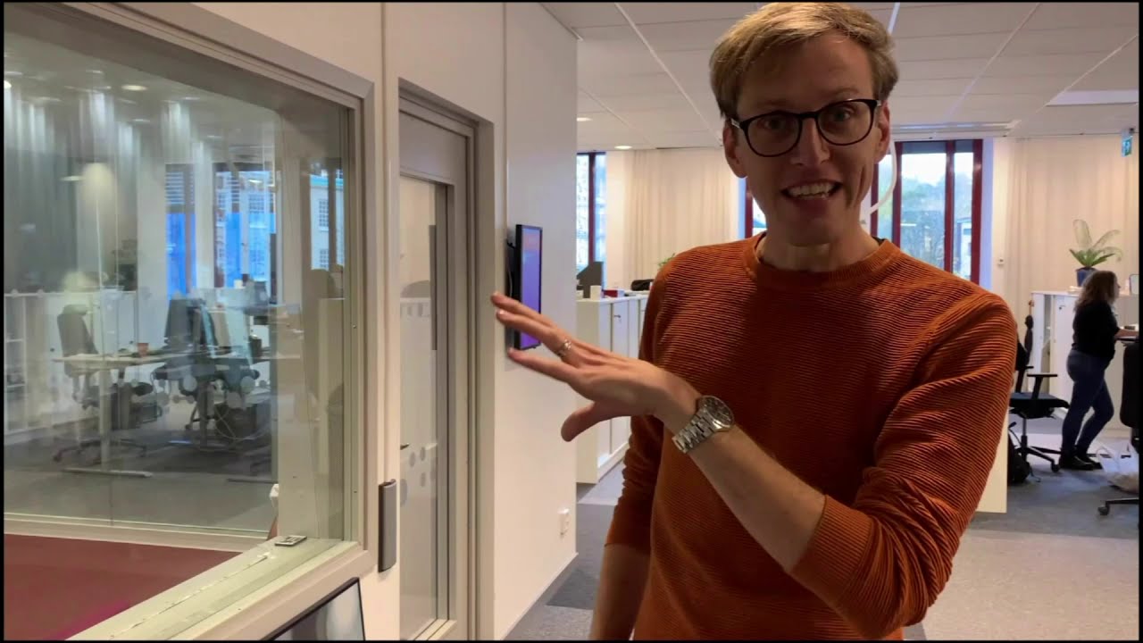 Följ en journalist bakom kulisserna! | Sveriges Radio