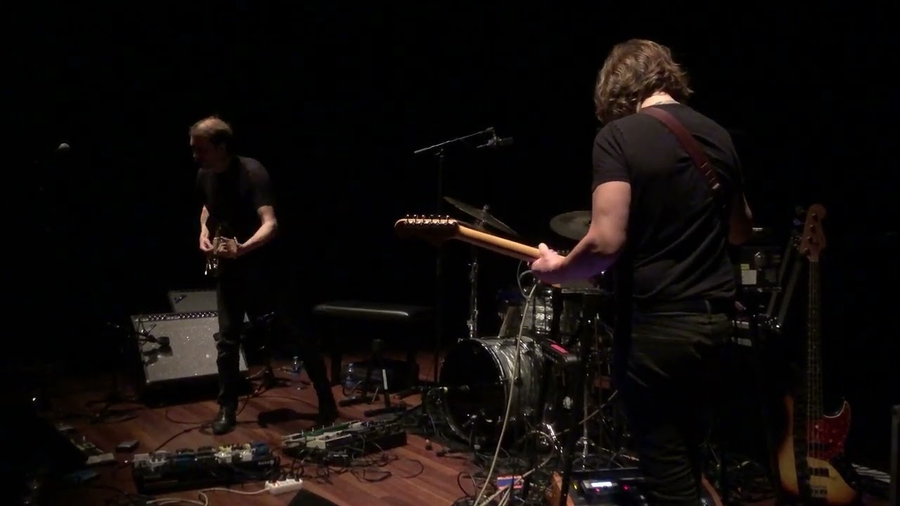 Dans Dans Live at Tivoli Vredenburg 20 october 2022 - Palm