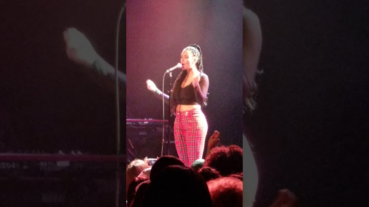 Jorja Smith - Loving You (unreleased) LIVE @ Music Hall of Williamsburg