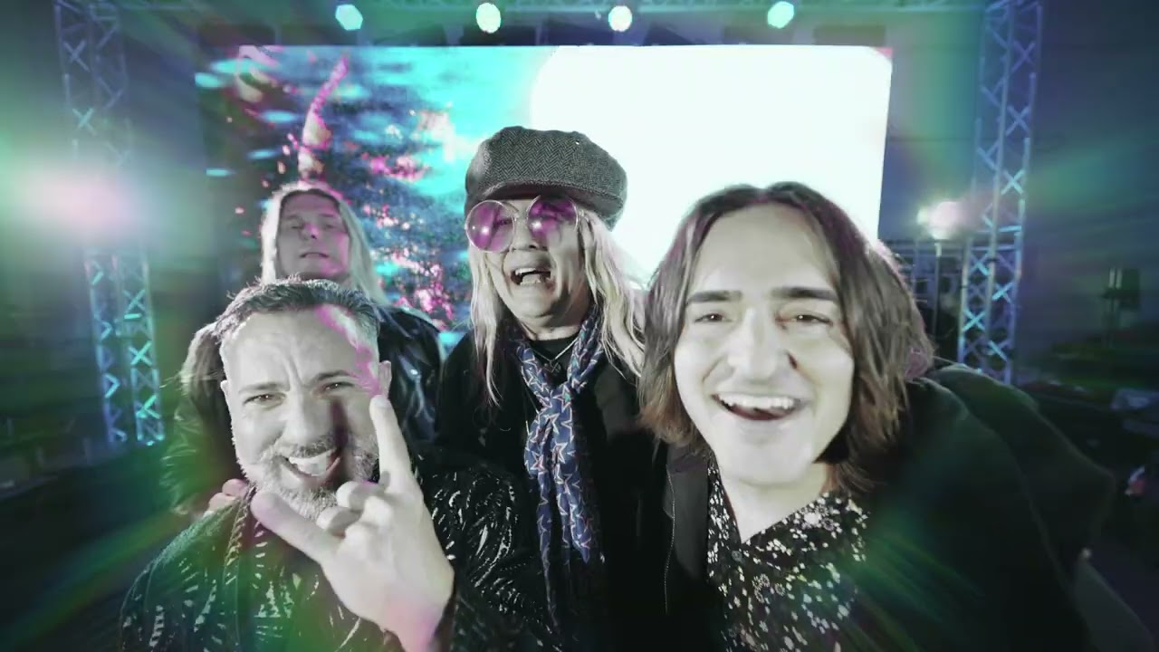 Enuff Z'nuff - No Cold Feeling (Official Music Video)
