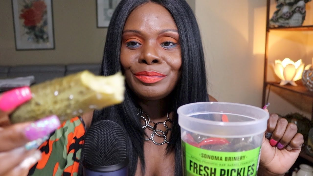 Trying ASMR SPICY PICKLES Manhattan Style