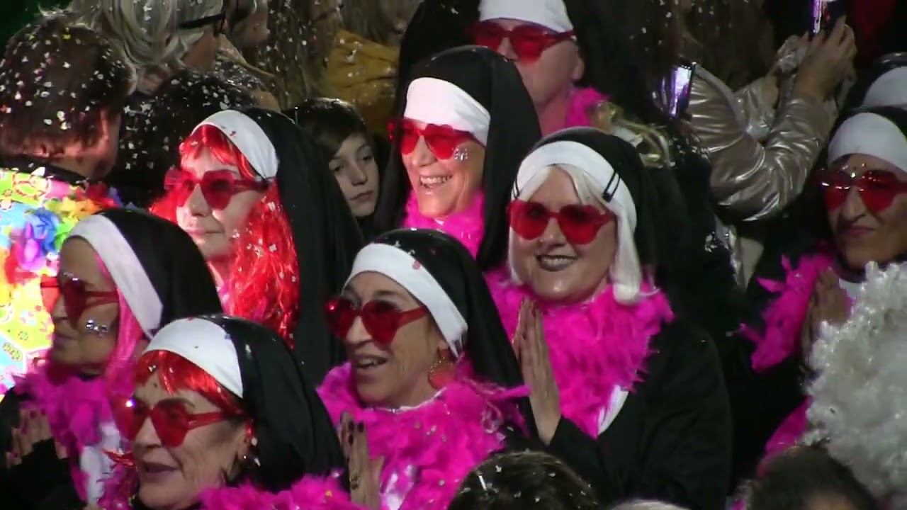 Carnevale di Viareggio 2026 - La Parata delle Maschere al Carnevaldarsena
