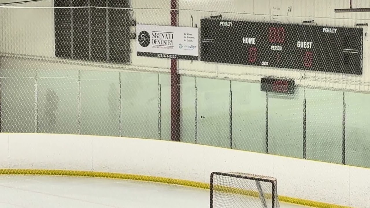 Cambridge Hawks vs Burlington Bulldogs White // U11BB // Game 2- Doug Jarret tournament