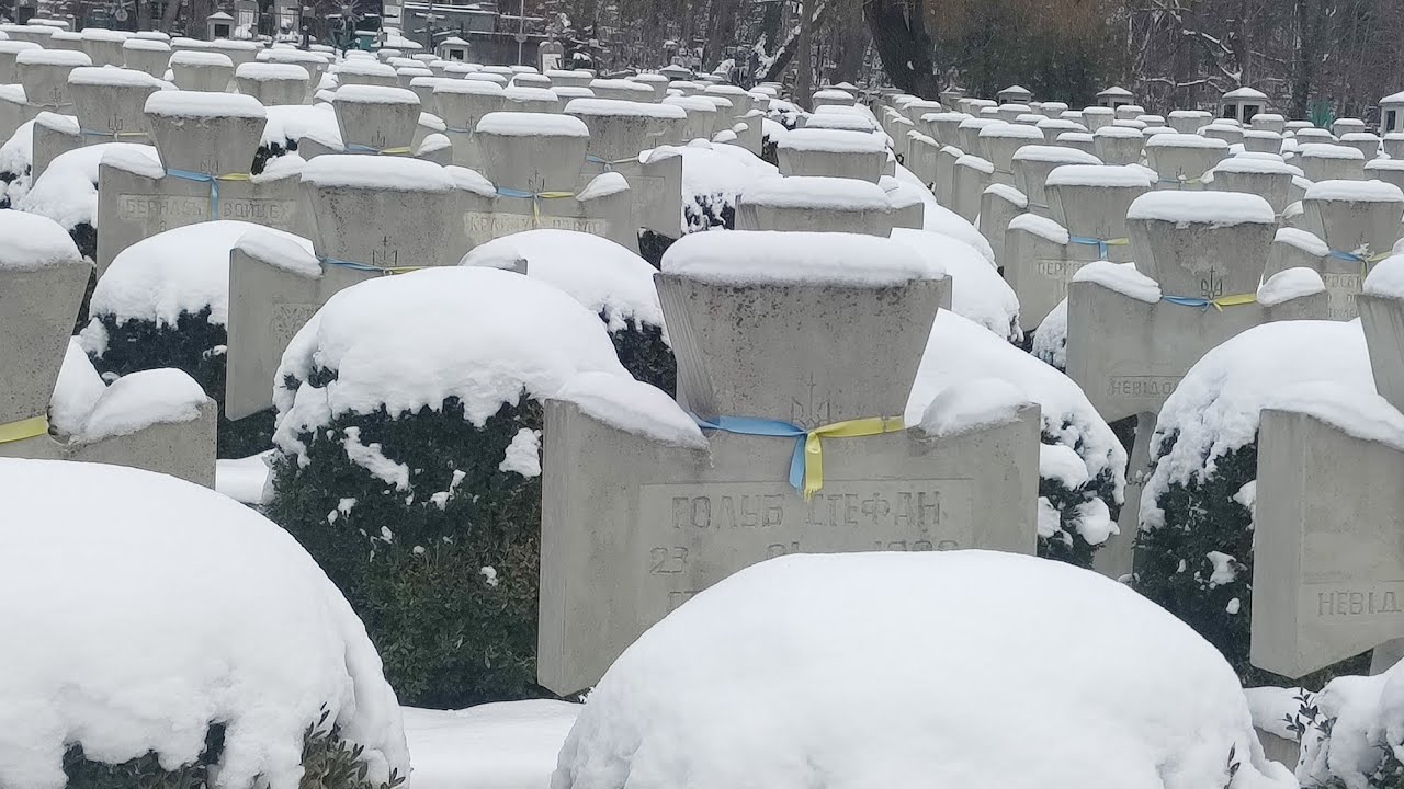 Янівський цвинтар. Стрільці УГА, Кость Левицький. Кортумова гора