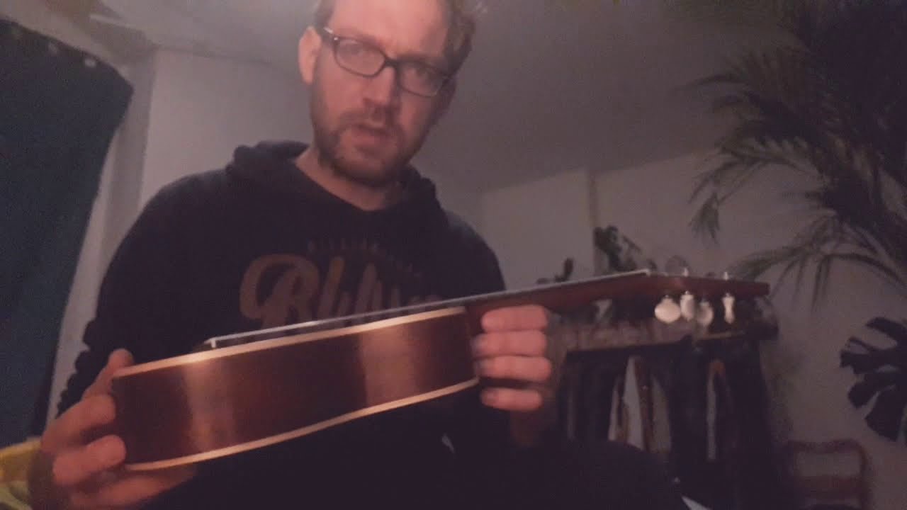 Ukulele Comparison: Flight MUS 2 & Flight WUS 3 Soprano Ukuleles