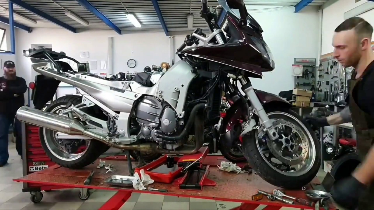 Yamaha FJR1300 regulacja zaworów, wymiana rozrządu. Serwis Motocykli Katowice Ap-Moto.pl
