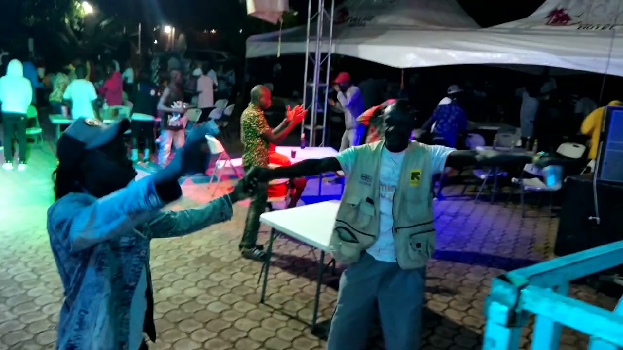 MC BONJOUR X DJ INVESTOR @LIVE ESCAPE VILLAGE YUMBE FRI 05TH OCT