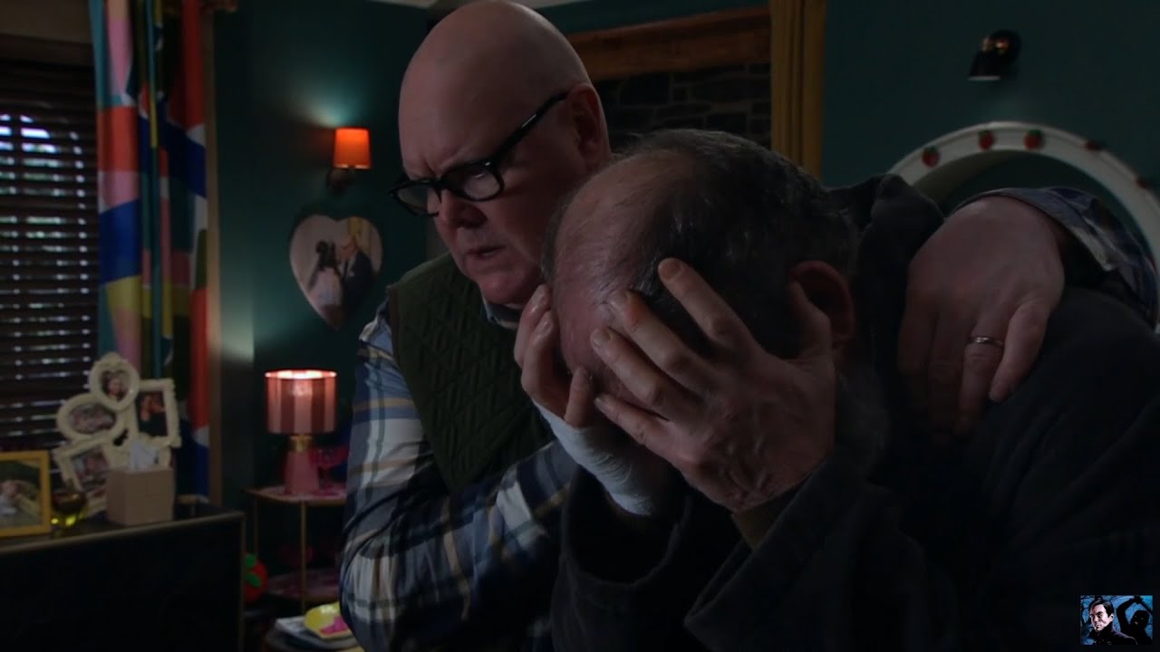 Emmerdale - Cain Confronts Bear