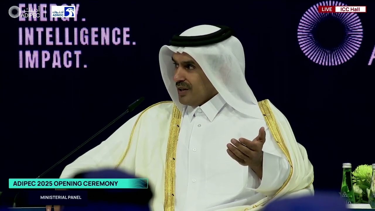H.E Saad Al Kaabi participates in the opening panel discussion at ADIPEC 2025