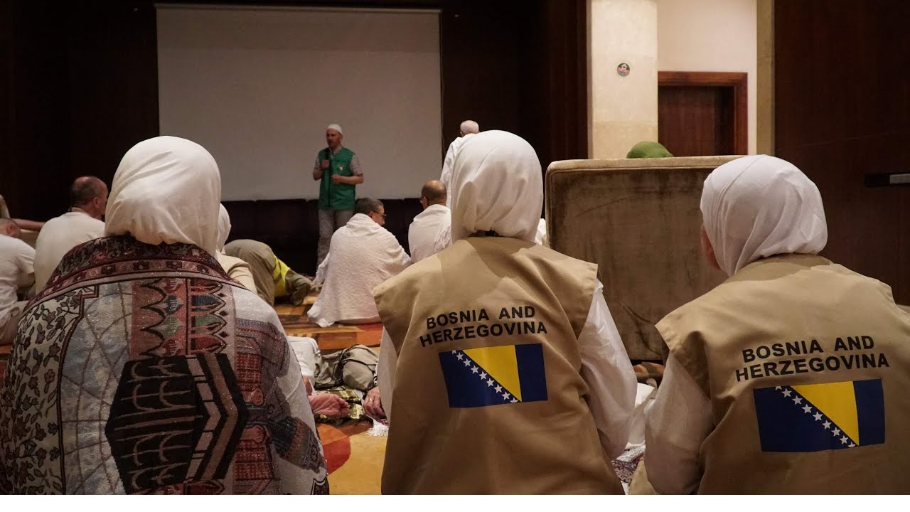 Mekka: U toku pripreme za polazak na Arefat. Sve hadžije su dobro i zdravo