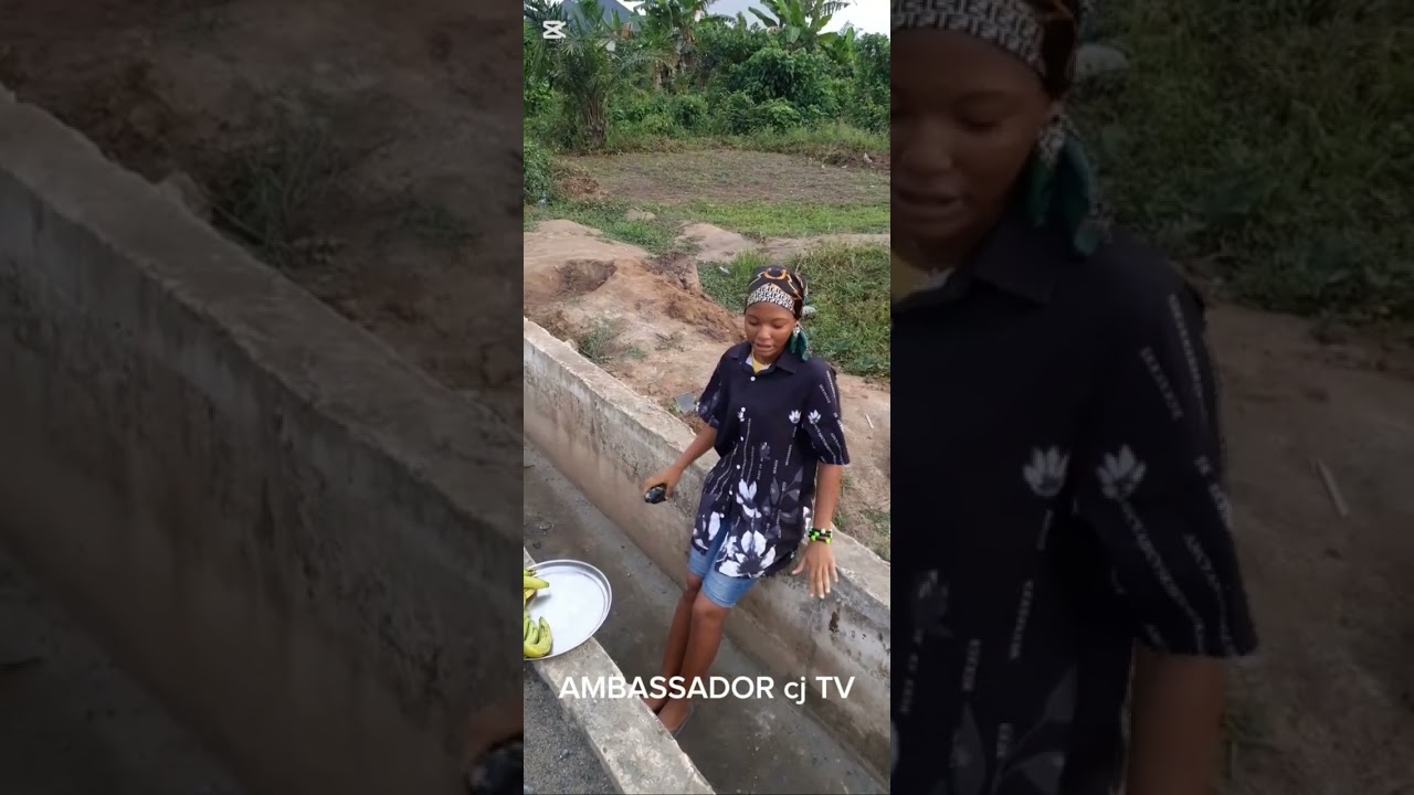 Over-ambitious banana seller 