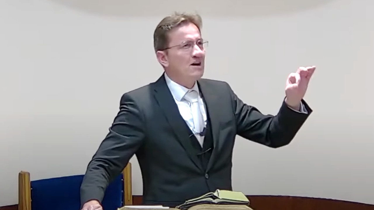 Ds. W.L. van der Staaij | Jesaja 53: 1-3 | Zie Mijn Knecht |