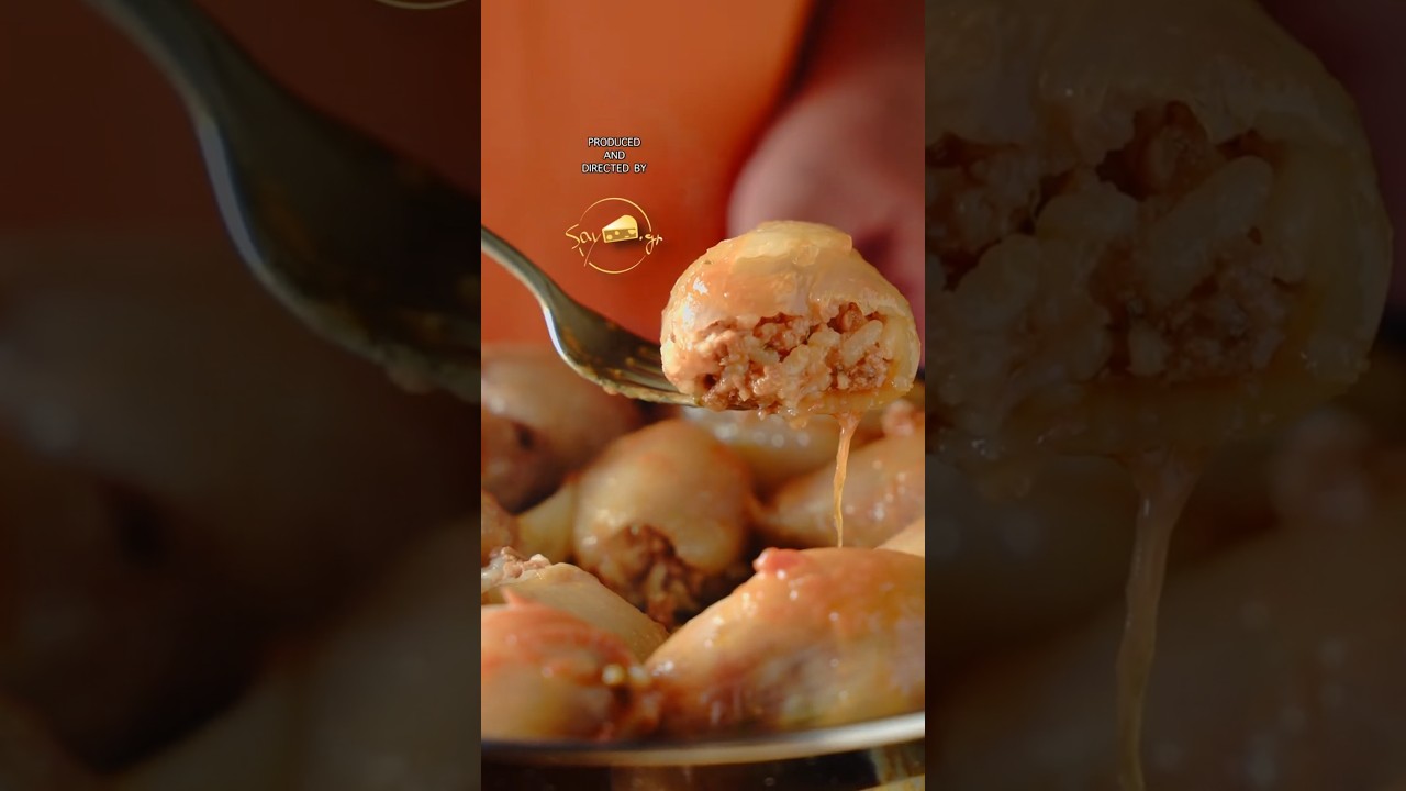 &Sigma;&omicron;&upsilon;&gamma;ά&nu;&iota;&alpha; &Mu;&upsilon;&tau;&iota;&lambda;ή&nu;&eta;&sigmaf; | Sougania Mitilinis (Lesvos onion dolmas) #greekrecipes #easyrecipe  #cooking