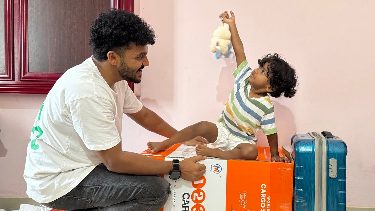 അങ്ങനെ എന്റെ പെട്ടിയും പൊട്ടിച്ചു 😂😂